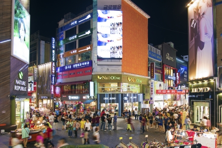 myeongdong shopping street in central seoul south korea at nightのeditorial素材