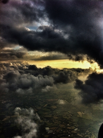black storms in the skyの素材