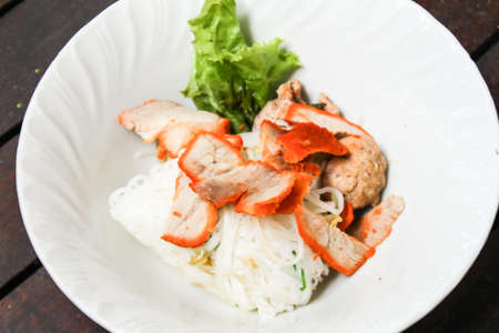 noodle in white bowlの写真素材