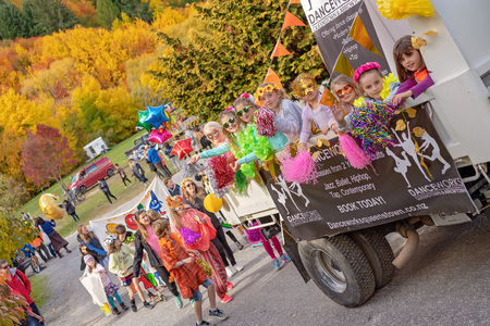 ARROWTOWN, NEW ZEALAND - APRIL 2018: Tourists flock to Arrowtown for the Akura Arrowtown Autumn Festival 19th to 25th April 2018のeditorial素材