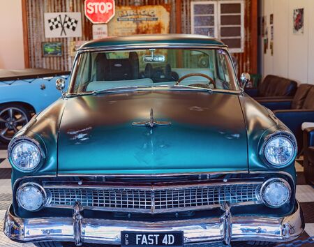 MACKAY, QUEENSLAND, AUSTRALIA - JUNE 2019: A classic car on display at Mackay Annual Showのeditorial素材