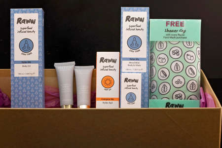 Mackay, Queensland, Australia - January 2022: A box of branded beauty products including a shower capのeditorial素材