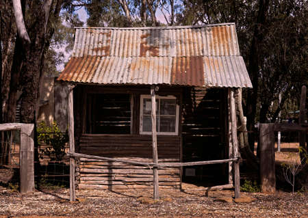 A reconstructed example of an early miner's log hut on the Australian gemfields between Rubyvale and Sapphire Queensland Australia.の写真素材