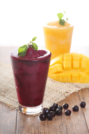 Fresh Blueberry and mango Smoothieの写真素材