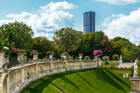 Paris, France, September 2nd, 2017 - the Luxembourg Gardens, Montparnasse tower.のeditorial素材