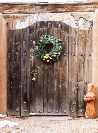 Exterior Wooden Entryway in Santa Fe, New Mexicoの写真素材