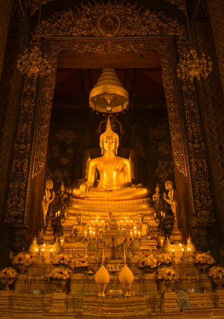 Pha Puttachinnasri,Golden buddha statue,in sanctuary of Bowonniwet Vihara temple.Bangkok,Thailand.の写真素材
