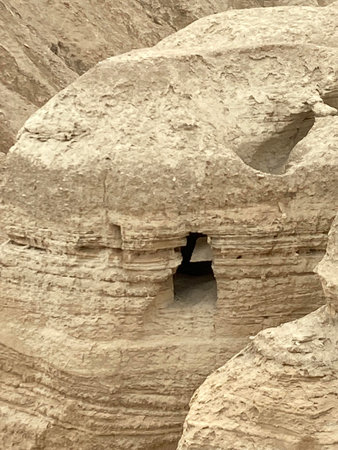 A mysterious Qumran cave.