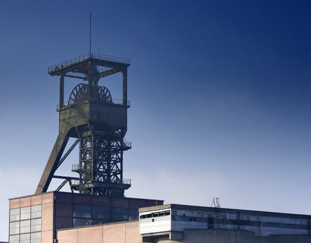 head frame of mine shafts