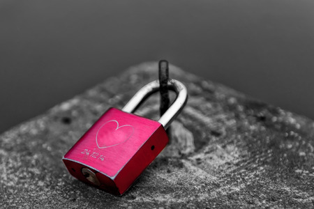 lock and heartの写真素材