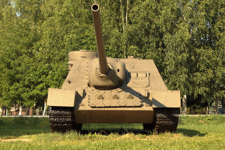 Snegiri village, Istra district, Moscow region, June 26, 2020. Self-propelled artillery installation SU-100 under the trees participated in the 2nd world war, Released in 1945.のeditorial素材