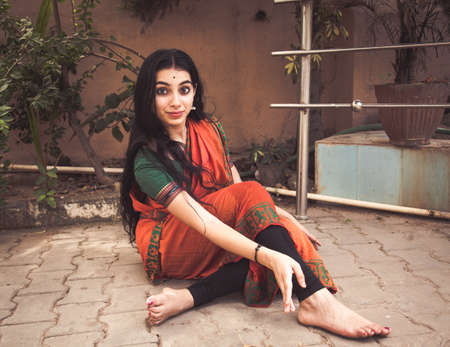 A behind the stage click of bharatnatyam dancer performs at event 'shisheerchanda festival' which was staged in Chowdiah Hall,Bengaluru on January 11,2020のeditorial素材