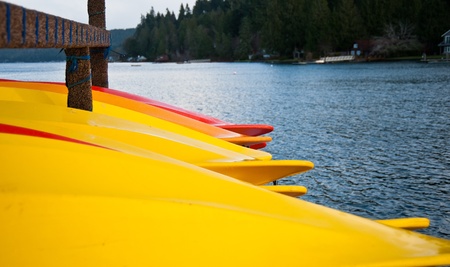Colorful kayaks on Hood Canal pierの写真素材