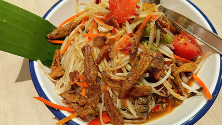 Spicy Papaya Salad Recipe at Restaurantの写真素材