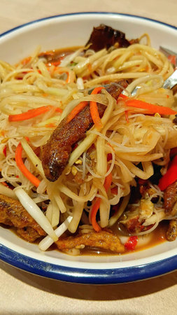 Spicy Papaya Salad Recipe at Restaurantの写真素材