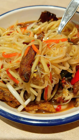 Spicy Papaya Salad Recipe at Restaurantの写真素材