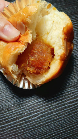 Pineapple Bun Recipe for Breakfast