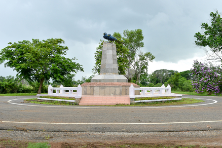 Nakhon Sawan , Thailand  11 JUNE 2017 At Bueng Borpit Park. Monument White eyed River Martin. The weather is overcast.のeditorial素材