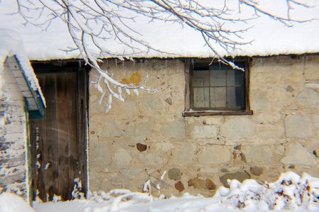 Snowy Shedの写真素材