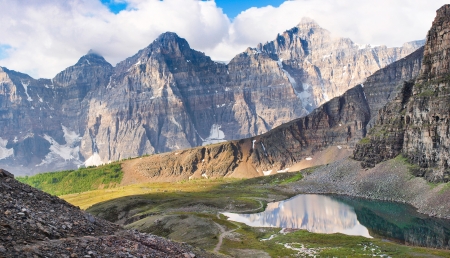 Beautiful mountain panorama of Rocky Mountains at sunrise in Banff National Park, Alberta, Canadaの写真素材