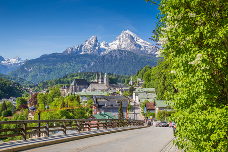 Historic town of Berchtesgaden with famous Watzmann mountain in the background on a sunny day in springtime, Nationalpark Berchtesgadener Land, Upper Bavaria, Germanyの写真素材