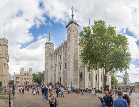 Her Majesty's Royal Palace and Fortress of the Tower of London, Summer 2016