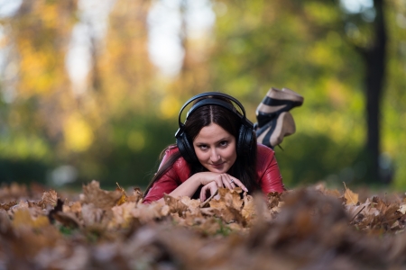 Young Girl With Headphonesの写真素材