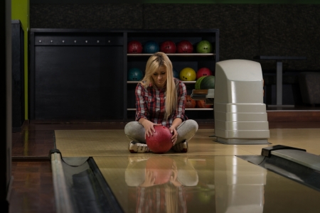 Sad Girl Upset About Bowling Playの写真素材