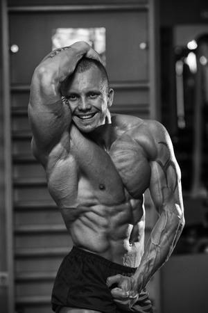 Portrait Of A Physically Fit Muscular Young Manの写真素材