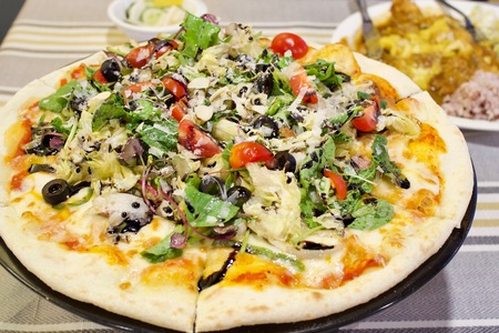 Olive salad pizzaの写真素材