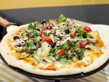 Olive salad pizzaの写真素材