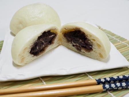 Asian food Steamed bun, steamed bun with red bean paste fillingの写真素材