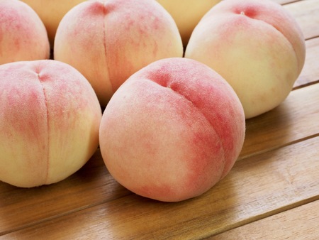 Fresh Asian fruit peachの写真素材