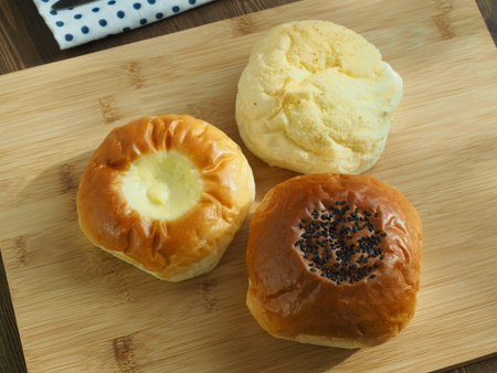 Whole wheat red bean bread