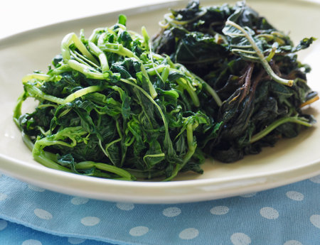 Korean side dishes Spinach seasoned and Seasoned Pigweed