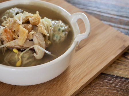 \Korean food Pollock Dumpling soup