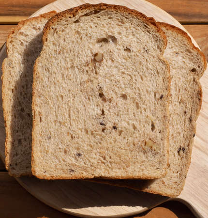 Whole wheat bread, food, bakeryの写真素材
