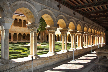 Details of the columns of the famous Monastery of Silos in Spainのeditorial素材
