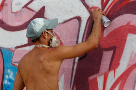 Madrid, SPAIN Sep 18 - graffiti artists work on their creations to the public during the festival - Graffiti and Dance  first festival, Aqui huele a pintura ,Spain September 2012のeditorial素材