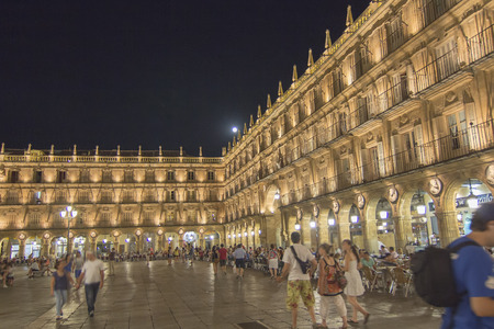 OVIEDO SPAIN, 27 JULY 2013: The young take the Plaza Mayor of Salamanca at night, July 27 Oviedoのeditorial素材
