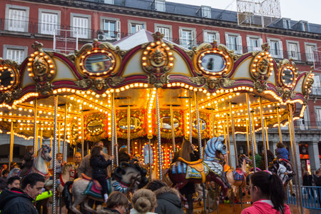MADRID,SPAIN - DECEMBER 18: Famous Christmas market full of shops with all kinds of articles for parties and some street performers in December 18, 2014 , Madrid Spainのeditorial素材