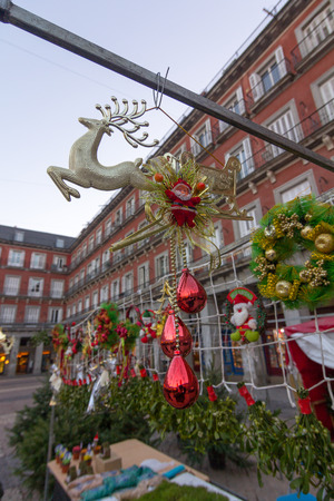 MADRID,SPAIN - DECEMBER 18: Famous Christmas market full of shops with all kinds of articles for parties and some street performers in December 18, 2014 , Madrid Spainのeditorial素材