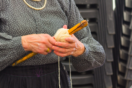 women card wool as is to in antiquity in Ainsa Spainの写真素材