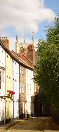 View of attractive street of terraced houses in Hull, Yorkshire, Englandのeditorial素材
