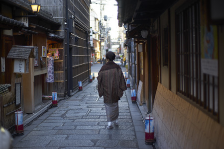 Kyoto,Japan - 27 March,2015 : old women dress up in traditional kimono costumes to walk the streets of the Kyoto old townのeditorial素材