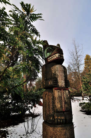 Totem in winterの写真素材