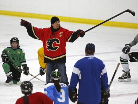 Former National Hockey League star Theo Fleury instructs at a hockey clinic in Sussex, New Brunswick, Canada, on Dec. 10, 2013. Fleury was in the province as part of an NHL Legends tour.のeditorial素材