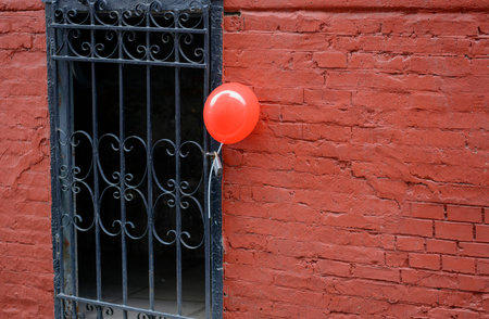 red balloon at the entrance