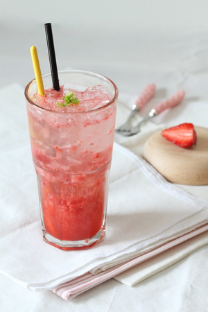 strawberry soda decorated with fresh strawberryの写真素材