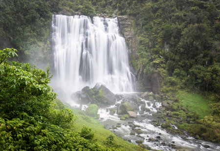 35m high Marokopa Falls in the Waitomo area. Waikato. North Island. New Zealand.の写真素材